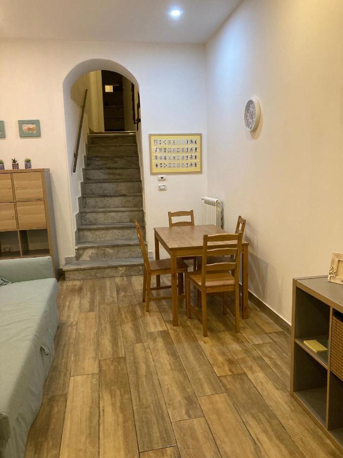 那不勒斯Casa Gaia A Due Passi Dal Duomo公寓 外观 照片